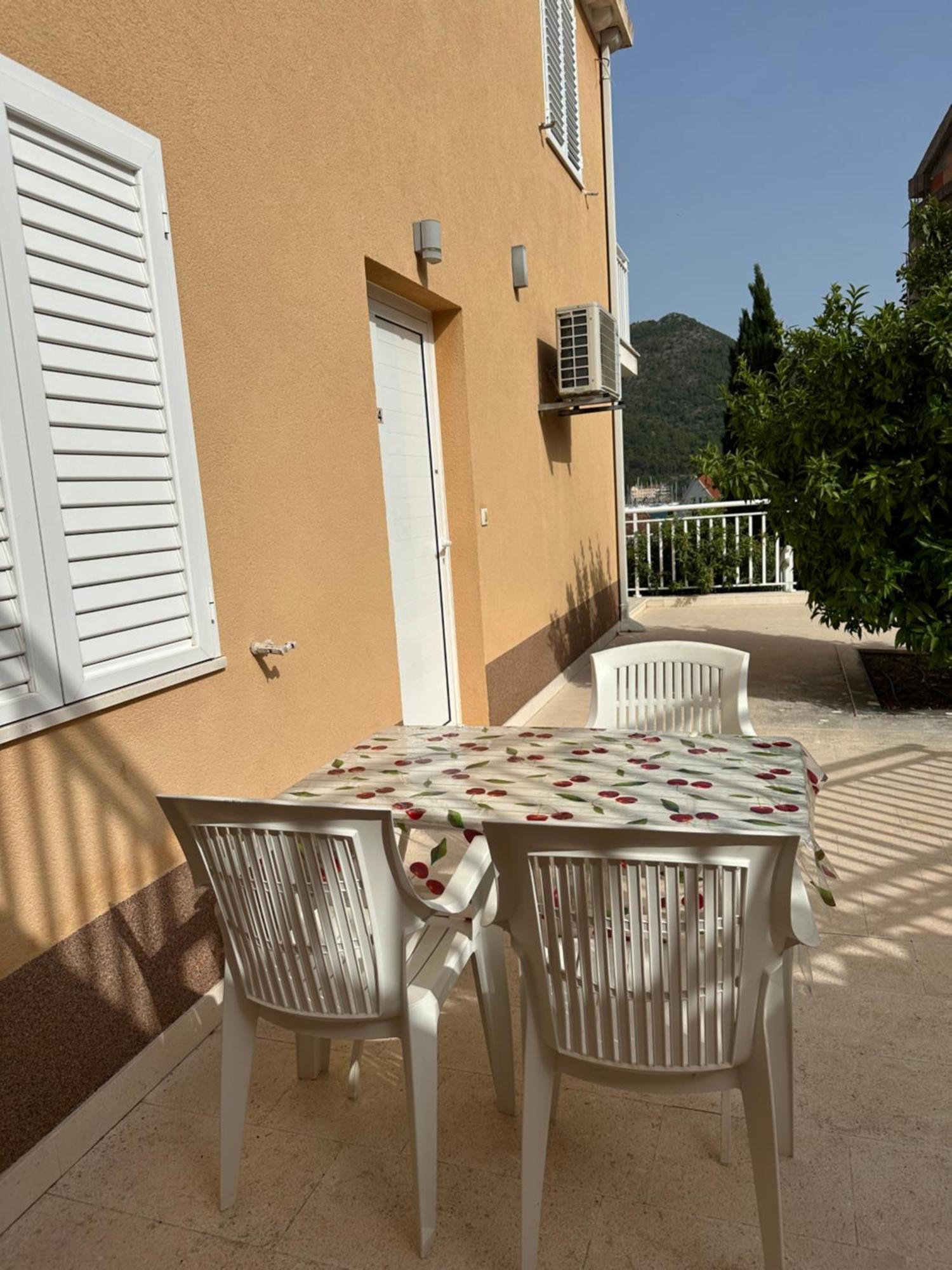 Apartments Villa Eva Slano Luaran gambar
