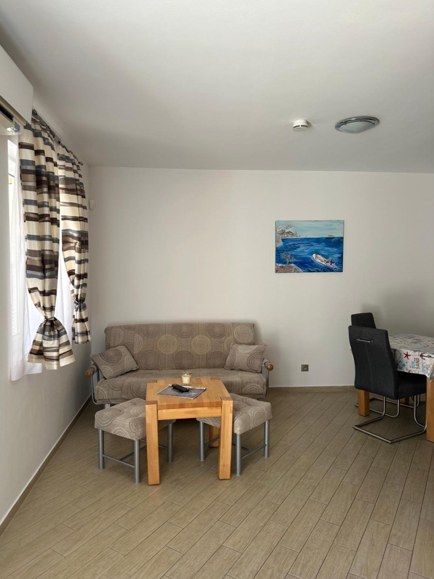 Apartments Villa Eva Slano Luaran gambar
