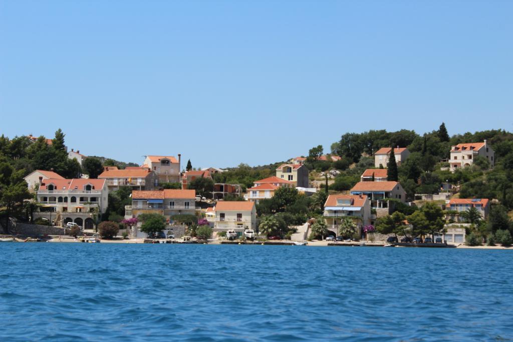 Apartments Villa Eva Slano Luaran gambar